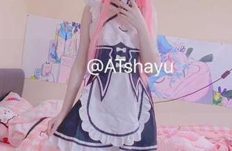 AT鲨果然适合所有姿态，连裸足也如此有型，这套图让人回味无穷！