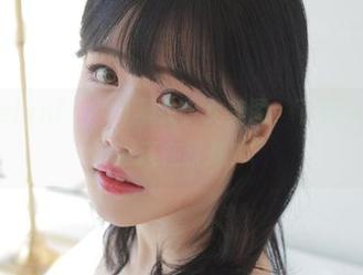 Addielyn(에디린)黑衣少女美图，下载就对了，谁还在犹豫？