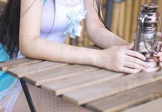 GIRLT果团网 – 不分享都觉得对不起自己：龚玥菲美腿福利图片