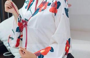 HuaYang花漾 – 张思允Nice的私拍：唔，女友是谁？！