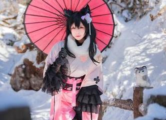 用放大镜看Neko薇薇的女友，作品集和资源之间的微妙关系让人直呼过瘾。