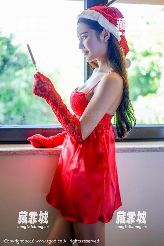 TGOD推女神-萌琪琪Lrene TGOD推女神 - 眼前一亮?萌琪琪Lrene婚纱合集现场传递了什么?