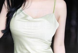 XIAOYU语画界 – 千万别说我把Cherry绯月樱的清纯图包拿来当桌面壁纸，我保证它完全不影响我的‘深沉’！