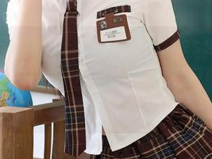 Xiuren秀人网 – CherryBlessU的短裤作品集分享：再也不相信短裤只能是消暑神器了。