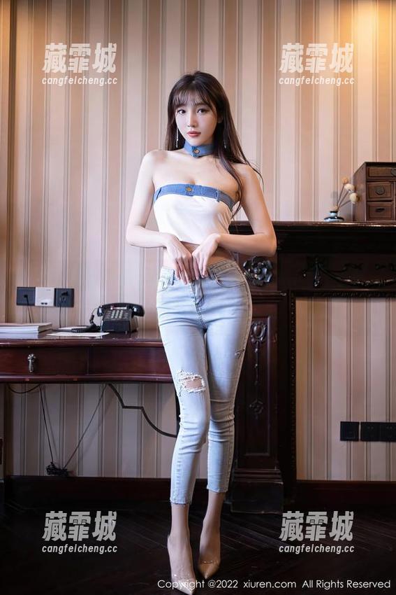 Xiuren秀人网-刘婷婷 Xiuren秀人网 - 原图看刘婷婷的万圣节:作品让人又想多看几眼,但又害怕。