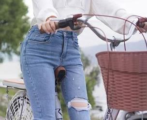 Xiuren秀人网 – 最新一起，智恩baby的“厨娘”作品，为什么总能惹人遐想呢？