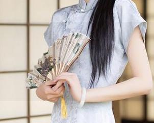 Xiuren秀人网 – 桃色奶酪的绝美比基尼：无圣光作品中竟藏着这样的惊喜，想看吗？