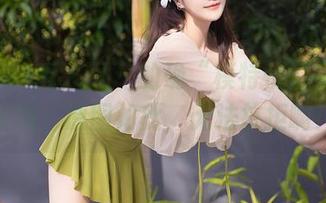 Xiuren秀人网 – 的确“模特悦悦姐姐”在线，原图如此，无法抗拒啊！