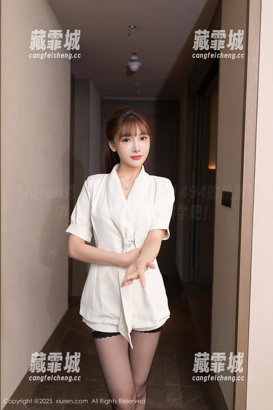 Xiuren秀人网-雨儿1494 Xiuren秀人网 - 一组雨儿1494的校服写真,老天,这样不科学吧!