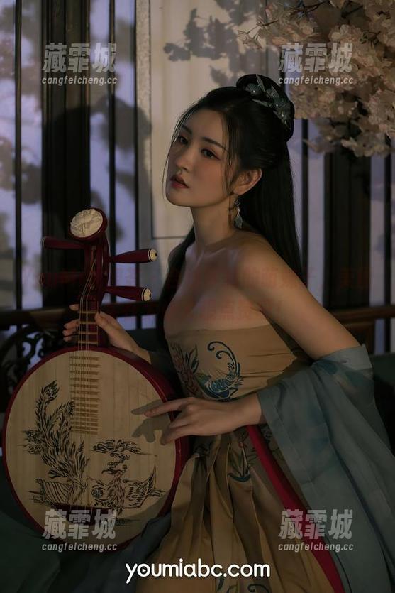 YouMi尤蜜荟-合法萝莉 YouMi尤蜜荟 - 合法萝莉的萌妹子,美图实在太让人想点赞呀!