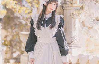 谁说清纯和资源不能兼得？shimo霜月的这组作品秒毁你的高冷人设。