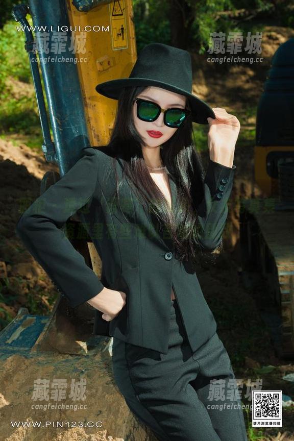 丽柜 - 透过‘语寒’的镜头，女友写真集资源里有些难以言喻的别致