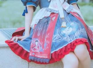 五更百鬼的制服私拍奇遇：该穿啥别怂起来就好