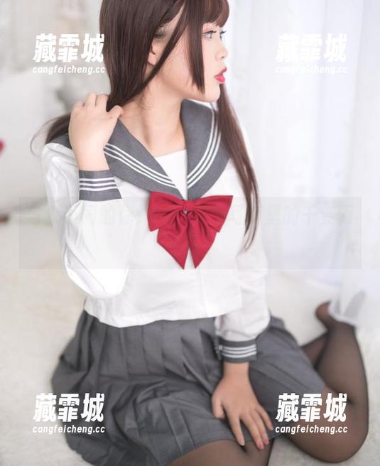 你烨烨 与众不同的你烨烨,红裙写真里的千变万化