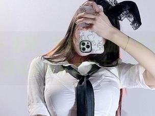 微密圈 – 看吧，兔宝妮to的在线职业装，能让你顿时想换工作了！