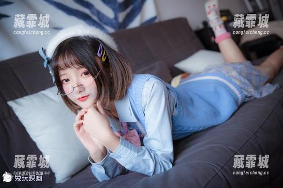 兔玩映画 兔玩映画下载提醒:别忘了拖走你的粉嫩女仆哦!
