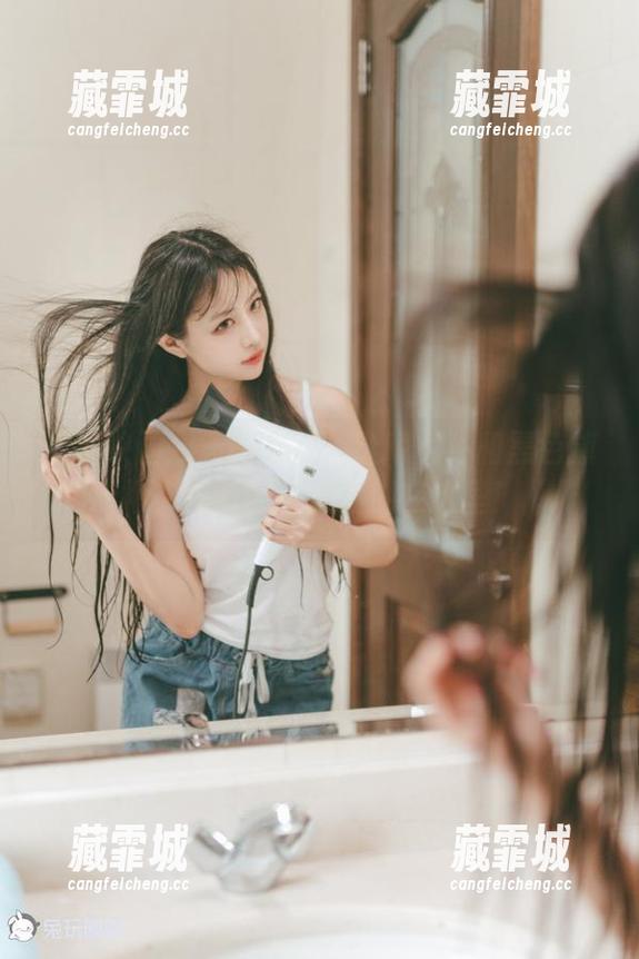 兔玩映画今天的更新：透明女仆和黑色旗袍，所有的蓄意模糊在这里！