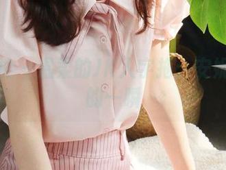 初夏女神 – 温柔的JK人字拖：安妮写真中的一瞬