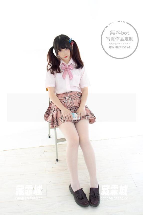 古川kagura 精选:古川kagura短裙写真集——看裙子如何演绎“风中凌乱”!