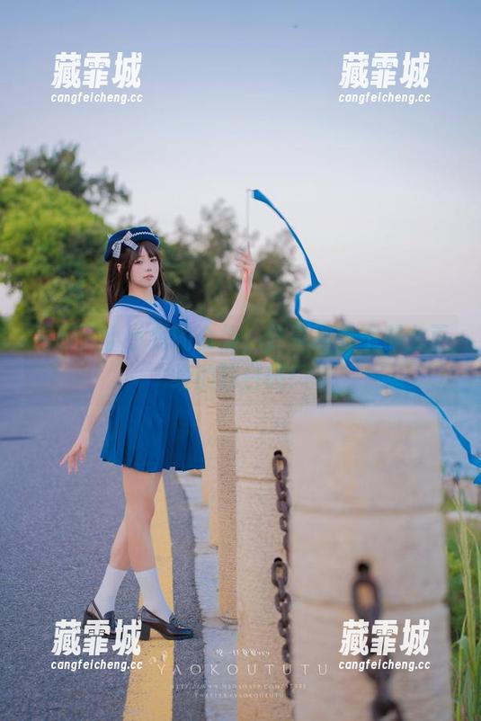 咬人小小兔 看咬人小小兔的合集,分享那份不那么正经的独白感!