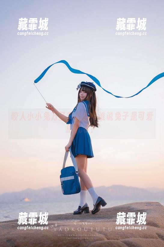 咬人小小兔 咬人小小兔万圣节私拍:谁说兔子是可爱的代表?