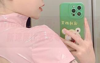 奈汐酱Nice的新美图：清潮不及新月，更新速度比我吃零食还快！