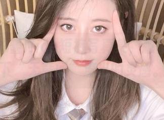 下载奈汐酱Nice短裤写真集，顺便收集一下“无意间”流出的灵感。