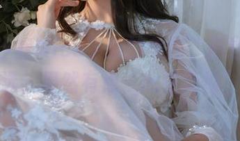 一组奈汐酱Nice学妹的美图，精选中的精选，果然有点“此生无悔”