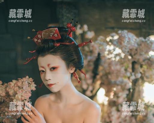 奈汐酱Nice 图片扑面而来,奈汐酱Nice的高跟鞋,怎么就这么吸引目光呢?