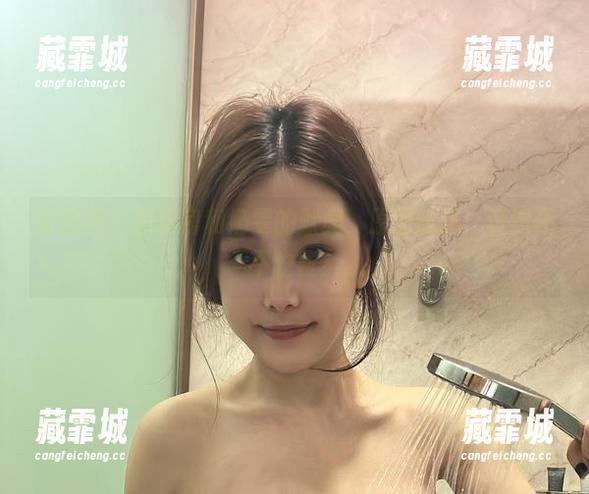 奶雯 微密圈 - 黑皮裙和奶雯的默契,原图炫送,竟然还不收费?