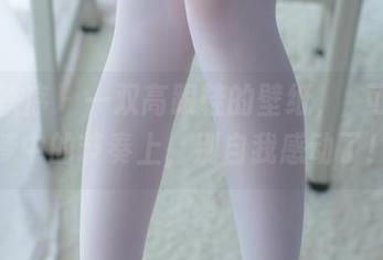 少女秩序 – 一双高跟鞋的壁纸，晞可踩在梦中的节奏上，别自我感动了！