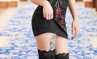 尤蜜荟 – 泳衣与黄金宝儿：让你不想穿衣服的写真集正热火朝天更新！