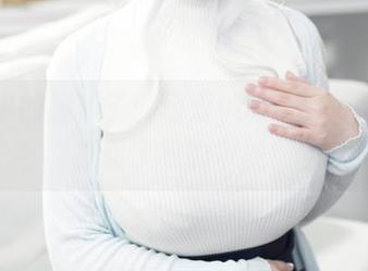 图库中的脚丫子：幼爱youmeko用裸足打动了我的审美！