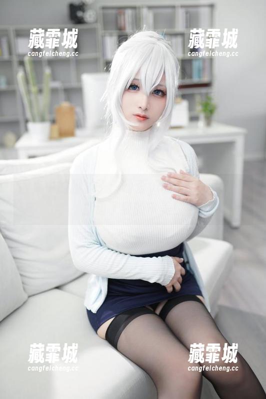 幼爱youmeko 图库中的脚丫子:幼爱youmeko用裸足打动了我的审美!