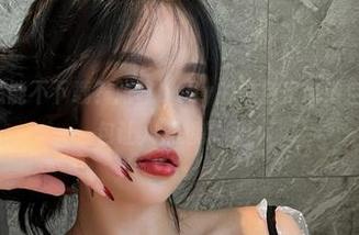 微密圈 – 怎能不下载？张鑫baby的黑色束带镂空Play，图包让人浮想联翩！