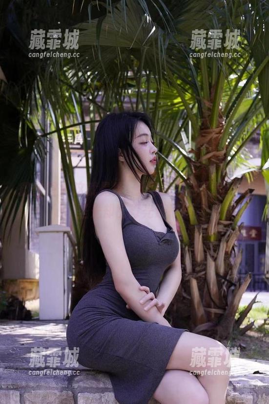 徐珺大哥 微密圈 - 这就是徐珺大哥的蓝色异域,无圣光却比灯光还抢眼