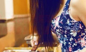 推女神 – 在校园里晃荡的王乔恩Abby：原图能把我乐死，图集竟然有猫！？