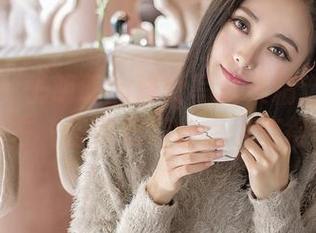 推女神 – 王明明的修女写真集精选——一眼看过去，忽然觉得忏悔也变得有趣！