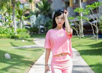 推女郎 – 你会为王根星熙的连体衣作品集疯狂下载吗？答案是…
