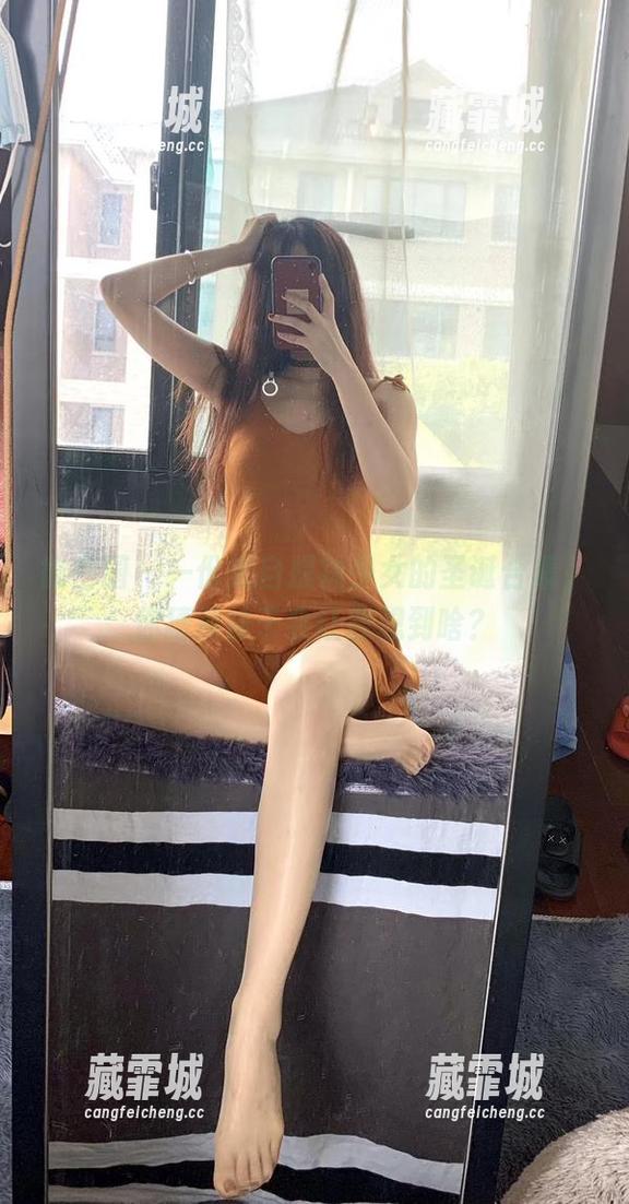 微密圈 - 一份来自提袜少女的圣诞合集，你猜那袜子会让我想到啥？
