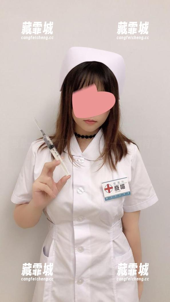 是一只废喵了 当是一只废喵了赖在沙发上——日常写真图册里的不务正业