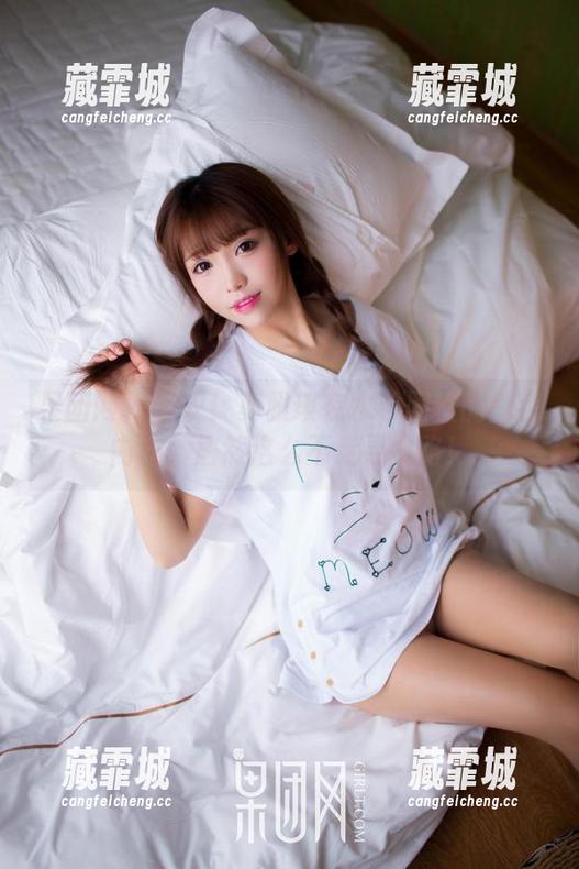 果团网-莫雅琪 果团网 - 惊叹!莫雅琪在水手服里的图包内容,居然这么不走寻常路!