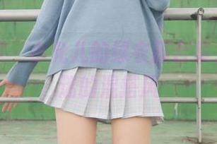 梦丝女神 – 小允儿的绿衣服合集，纸醉金迷的混搭风
