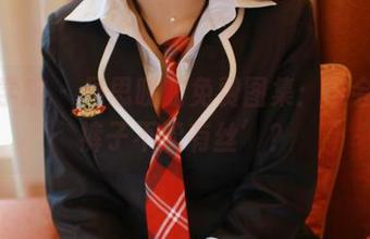 模范学院 – 吴思晚的免费图集：谁会说‘裤子不能有丝’？