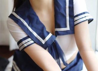 模范学院 – 郑颖姗Bev的私拍：浴缸里的那些小破事儿