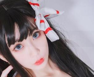 我追着清颜颜子的少女cos跑了好久，结果这图片却把我迷得不轻！