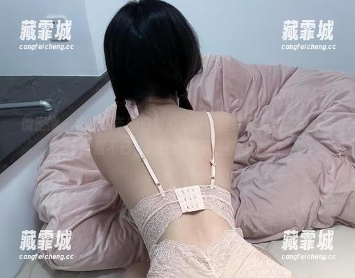 火龙果羊 微密圈 - 火龙果羊的白衬衫写真,居然在无圣光的状态下闪耀不已,这逻辑是不是有点神奇?