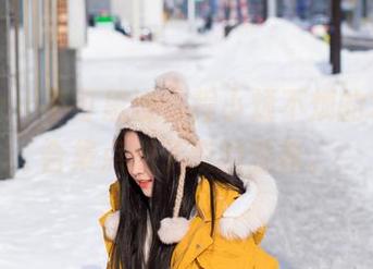爱蜜社 – 不可思议，程小烦不烦的水手服合集点燃了我的想象。
