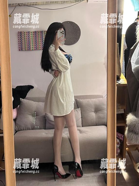 玫桃泡芙 微密圈 - 更新快报!玫桃泡芙泳池合集,水波荡漾间的小确幸