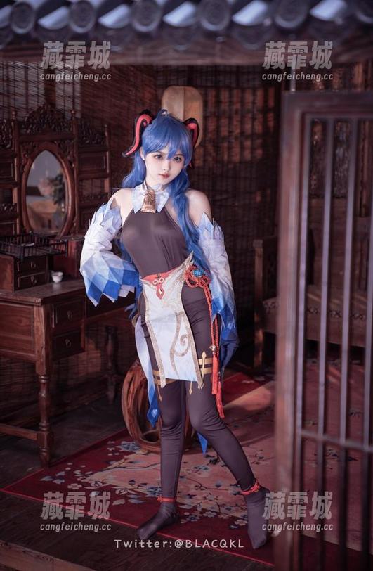 白莉爱吃巧克力 突然想说,白莉爱吃巧克力的图包,白莉爱吃巧克力的芭芭拉,福利在线!
